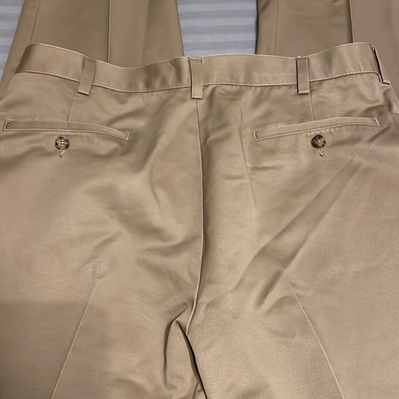 Mens JoS. A. Bank Tailored Fit pants, 36W x 29L - Picture 5 of 6